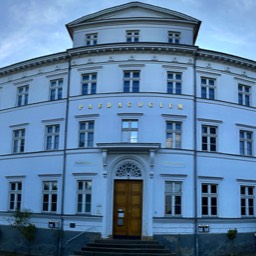 Putbus - weiße Häuser am 